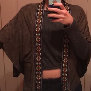 Trendy Short Sleeve Shawl